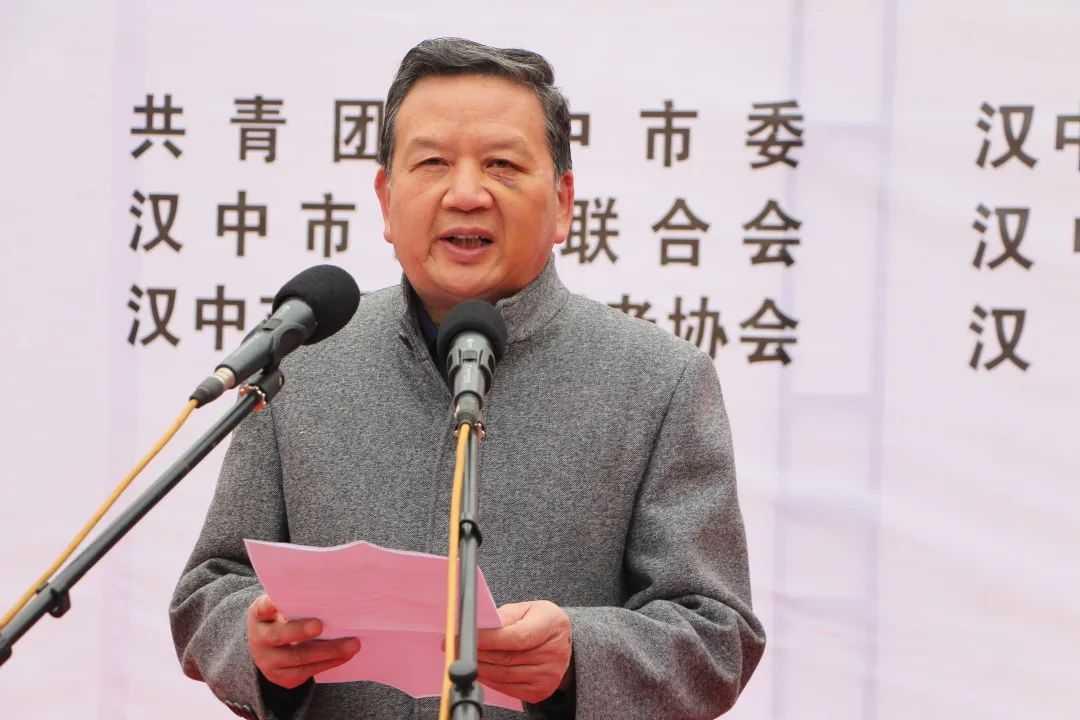 “奉獻青春熱血 點燃希望之光”！他們好樣的！