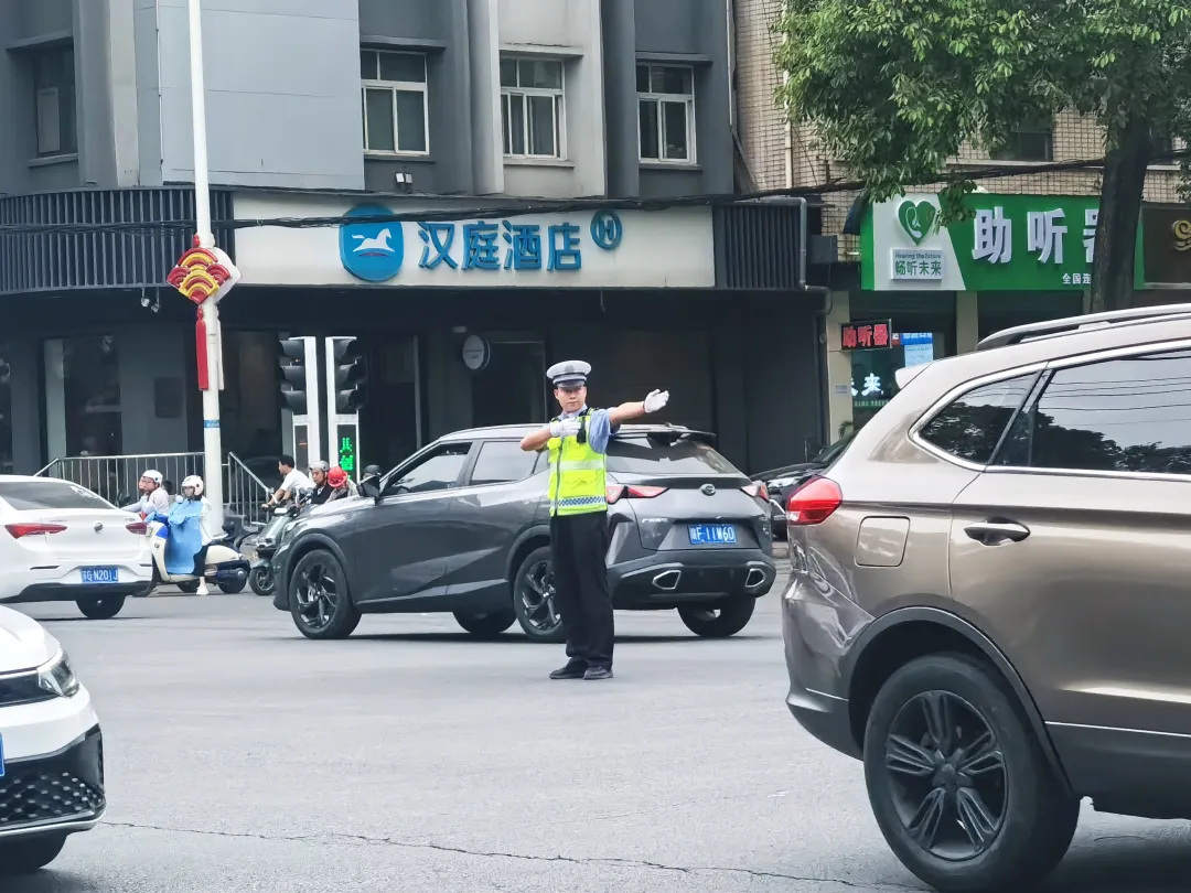 漢臺：“五四”青年節 那些堅守崗位的“青春力量”
