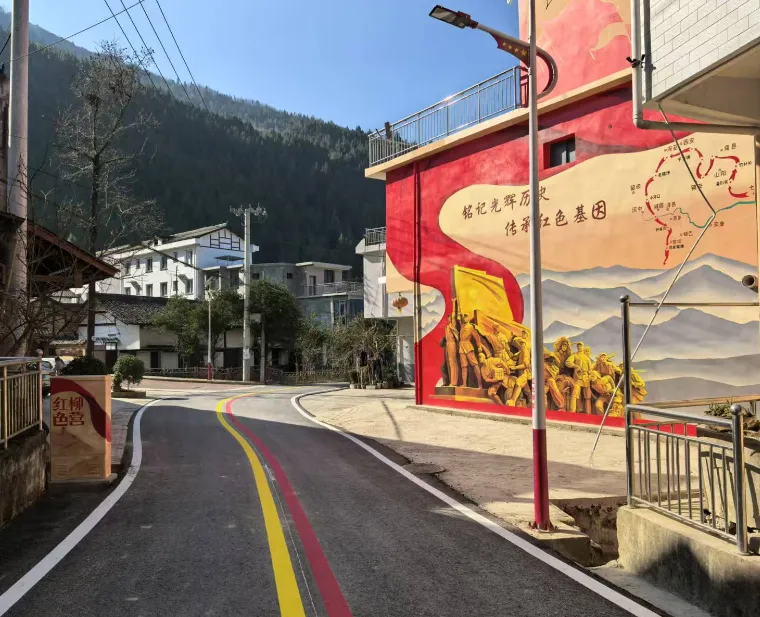 清明打卡黎壩，看《風起巴山》，賞限定花海