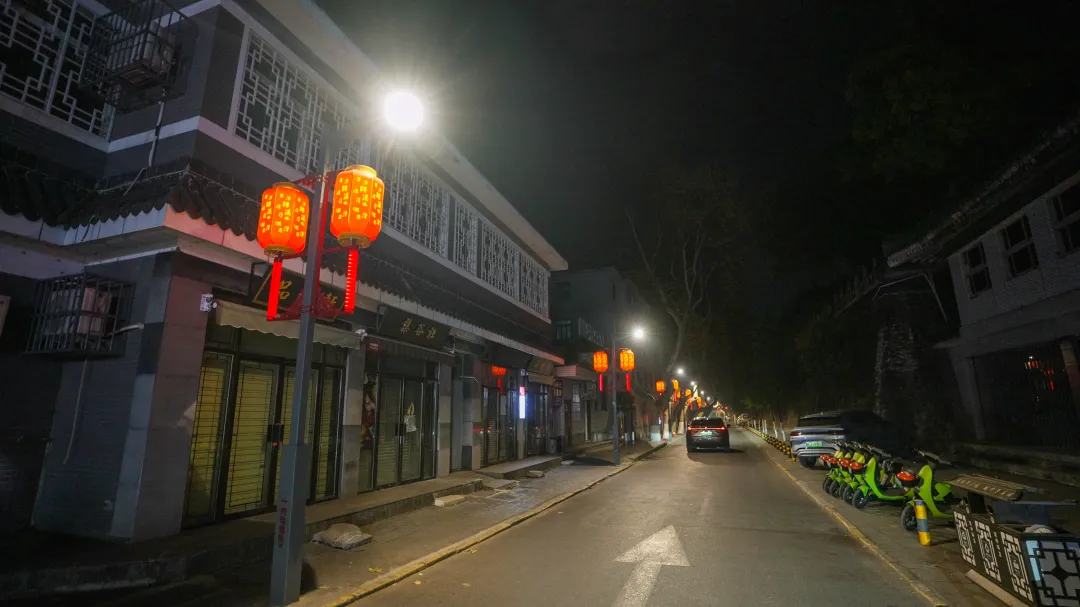 漢中城市“點(diǎn)睛”，全靠這群“掌燈人” →