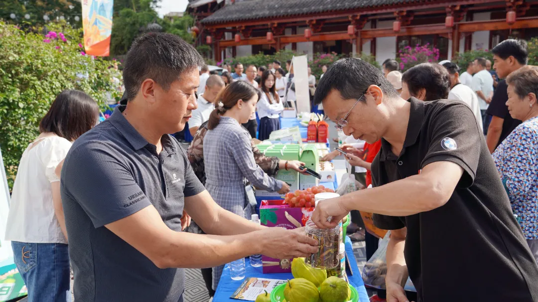 漢臺區舉行2024年農民豐收節活動