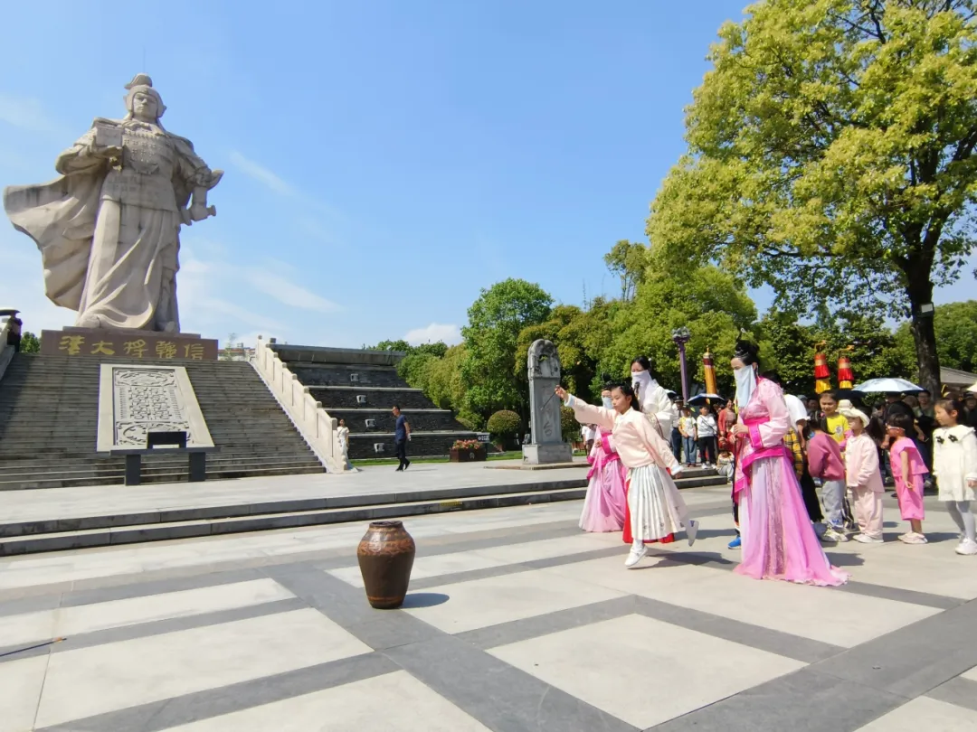 賞非遺、看表演！漢中“五一”文旅活動亮點(diǎn)紛呈