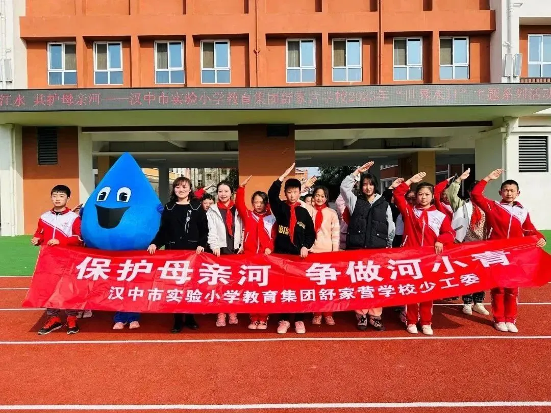 漢臺：“河小青”呵護(hù)“一河清水”